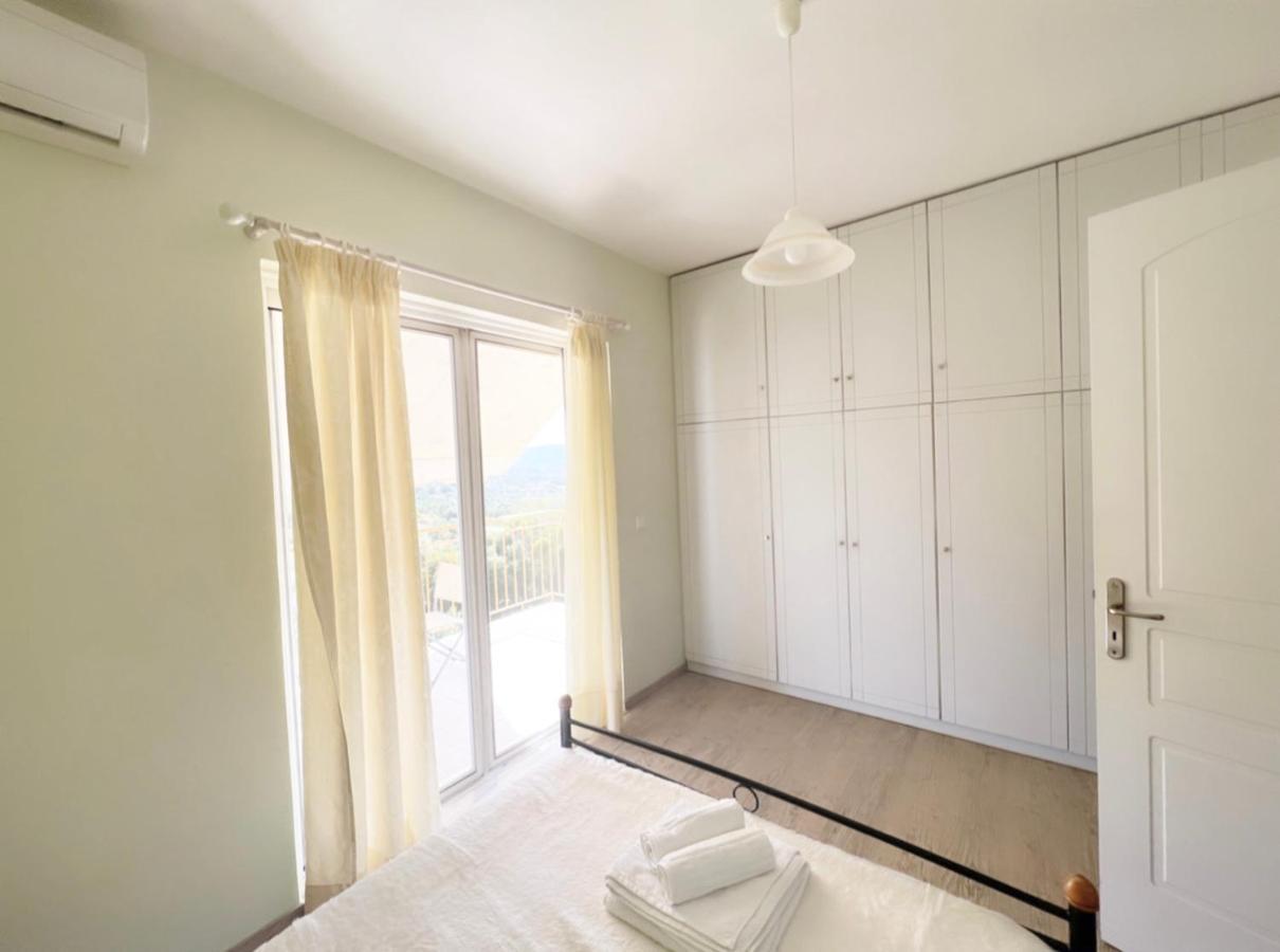 Maisonette Sea View , Finikounda Bagian luar foto
